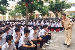 Khuyến khích người dân đề xuất giải pháp đảm bảo trật tự, an toàn giao thông