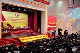 TPHCM rút ra bài học từ thực tiễn để phát triển