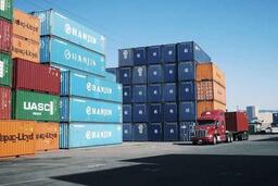 Việt Nam - Campuchia xây dựng Biểu thuế nhập khẩu ưu đãi mới giai đoạn 2025-2026