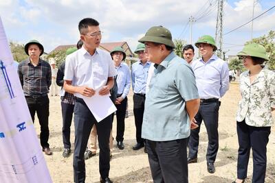 <a href="/tong-hop" title="Tổng hợp" rel="dofollow">Tổng hợp</a>