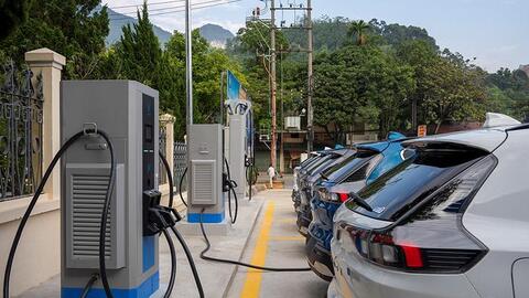 Cân nhắc phương án bán điện với nhóm khách hàng sử dụng cho phương tiện giao thông