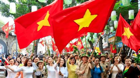 Tổ chức phong trào thi đua chào mừng Ngày Giải phóng Thủ đô