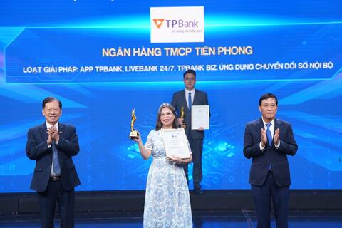 TPBank được vinh danh ngân hàng chuyển đổi số xuất sắc