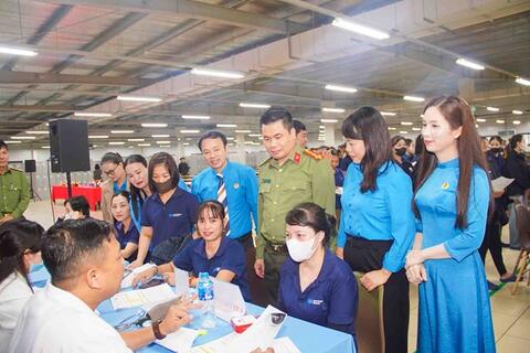 Hơn 2.000 đoàn viên ở Nghệ An được khám chữa bệnh miễn phí trong một tháng