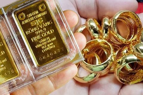 Vàng nhẫn giảm sâu hơn vàng miếng tới 1,7 triệu đồng/lượng