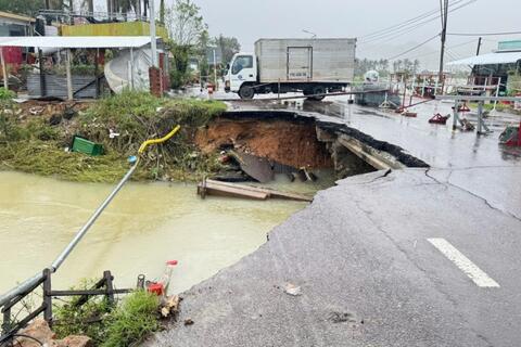 Hạ tầng đường bộ thiệt hại trên 500 tỷ đồng năm 2025, đặt ra nhiều thách thức