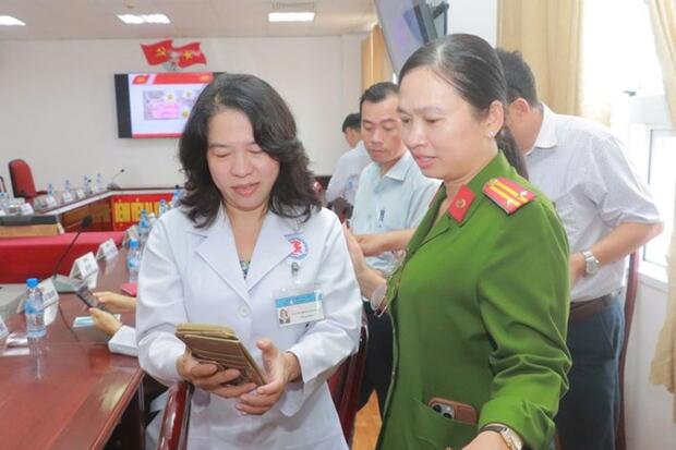 Hơn 94.000 lượt đóng góp ý kiến Văn kiện Đại hội XIV qua ứng dụng VNeID tại Cần Thơ