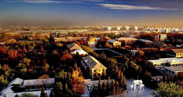 Trường Đại học được mệnh danh là Havard châu Á, vừa hiện đại, vừa cổ kính như phim cung đấu - Ảnh 18. Trường Đại học được mệnh danh là Havard châu Á, vừa hiện đại, vừa cổ kính như phim cung đấu - Ảnh 18.