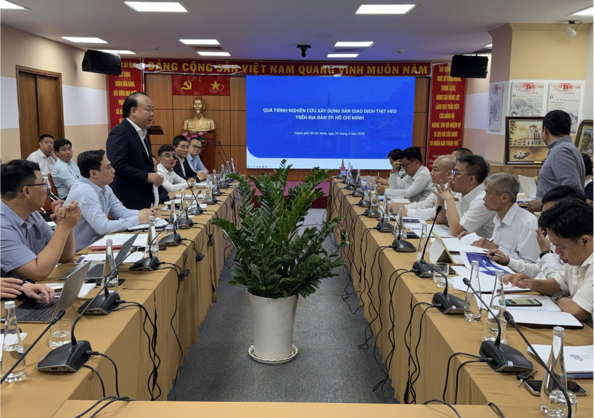 Thí điểm niêm yết thịt heo trên Sở Giao dịch hàng hóa Việt Nam Thí điểm niêm yết thịt heo trên Sở Giao dịch hàng hóa Việt Nam