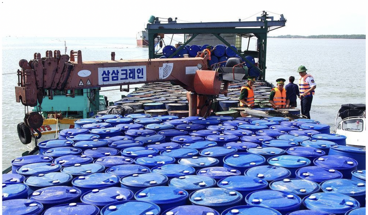 Siết chặt quản lý kinh doanh, vận chuyển xăng dầu khu vực biên giới Siết chặt quản lý kinh doanh, vận chuyển xăng dầu khu vực biên giới