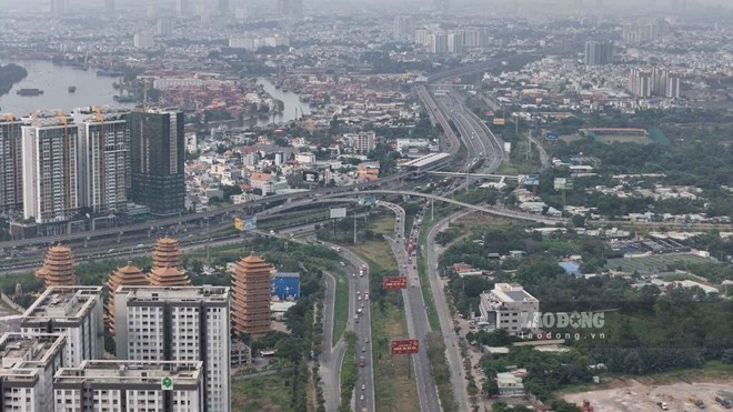 Bất động sản TPHCM nửa đầu năm 2026 khởi sắc nhờ hạ tầng và niềm tin