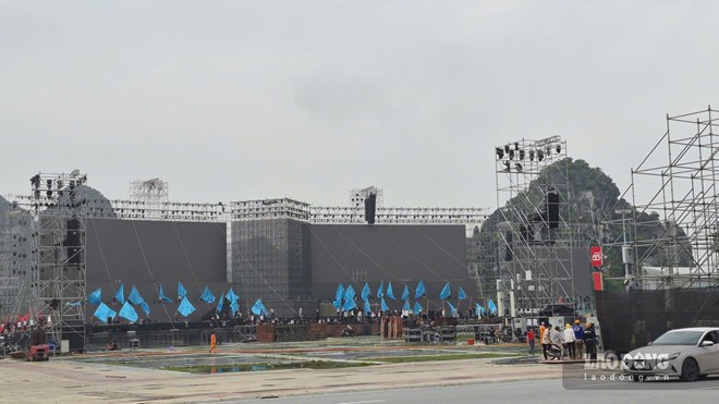 Chiều 26.8 sẽ có thông tin cụ thể nhận vòng đeo tay dự Concert chào mừng TP Quảng Ninh