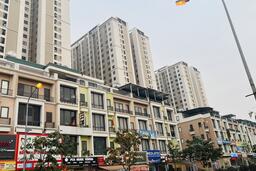 Áp giá trần với nhà ở xã hội, nên hay không?