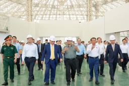 Đẩy nhanh tiến độ để tổ chức khánh thành Trung tâm Hội chợ Triển lãm Quốc gia vào ngày 19/8/2025
