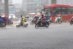 Dự báo diễn biến mưa lớn ở miền Bắc trong 3 ngày tới, có nơi vượt mốc 300mm