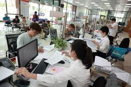 Quyền mới của cán bộ, công chức về bảo đảm điều kiện thi hành công vụ
