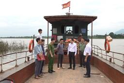 Bộ Tư lệnh Thủ đô kiểm tra công tác phòng thủ, ứng phó với bão số 3 tại xã đảo Minh Châu