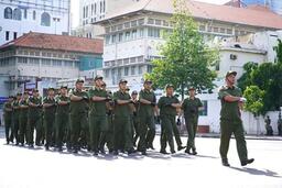 Người tham gia bảo đảm an ninh, trật tự ở cơ sở là lực lượng phòng thủ dân sự kiêm nhiệm