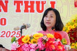 Bà Trịnh Thị Bảo Khuyên được chỉ định giữ chức Bí thư Đảng ủy xã Đại Hải, TP Cần Thơ