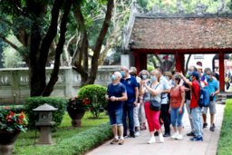Miễn thị thực cho công dân 12 nước vào Việt Nam du lịch từ ngày 15/8/2025
