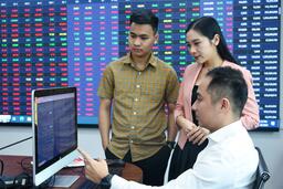 Chất lượng nhà đầu tư – “Mũi nhọn” cho giai đoạn phát triển mới của chứng khoán Việt