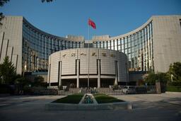 Giá vàng vào guồng tăng giá mới, mốc 4.000 USD không còn xa