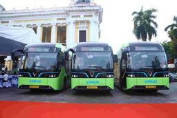 Tăng tốc chuyển đổi phương tiện công cộng sang dùng điện để xanh hóa giao thông