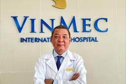 TS.BS Quách Hữu Trung – Người “gieo hạt” đổi mới cho y tế miền Trung và hành trình tại Vinmec Đà Nẵng