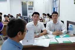 20.107 chỉ tiêu việc làm tại phiên giao dịch việc làm trực tuyến kết nối 6 tỉnh, thành phố
