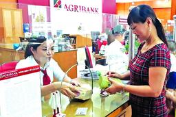 Tín dụng ngân hàng tăng tốc cùng nền kinh tế cuối năm