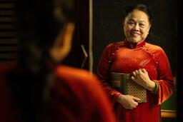 Phim Việt qua cơn sốt trăm tỉ đồng