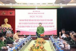 Công an Hà Nội nêu khó khăn khi làm sạch dữ liệu đăng ký phương tiện, giấy phép lái xe