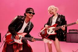 Thực hư tin Rosé Blackpink và Bruno Mars "nghỉ chơi" sau Grammy 2026