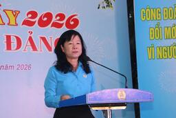 Công nhân Sa Đéc, tỉnh Đồng Tháp vui Tết Sum vầy - Xuân ơn Đảng