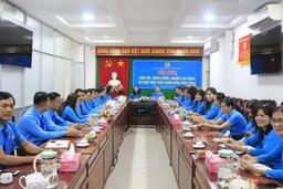 LĐLĐ TP Cần Thơ đẩy mạnh thi đua Lao động giỏi, lao động sáng tạo trong năm mới