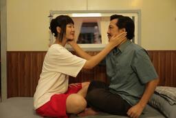 Lý do phim "Nhà ba tôi một phòng" của Trường Giang tranh cãi vẫn thu gần 90 tỉ đồng