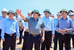 Thủ tướng có chỉ đạo mới về đường cất hạ cánh số 2 sân bay Phù Cát