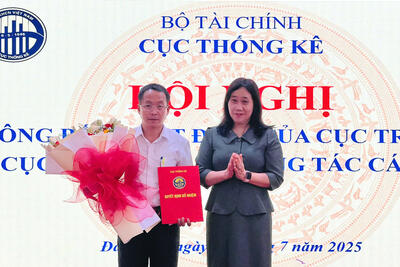 <a href="/tong-hop" title="Tổng hợp" rel="dofollow">Tổng hợp</a>