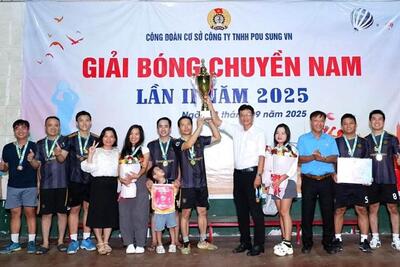 <a href="/giai-tri" title="Giải trí" rel="dofollow">Giải trí</a>