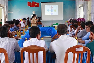 <a href="/tong-hop" title="Tổng hợp" rel="dofollow">Tổng hợp</a>