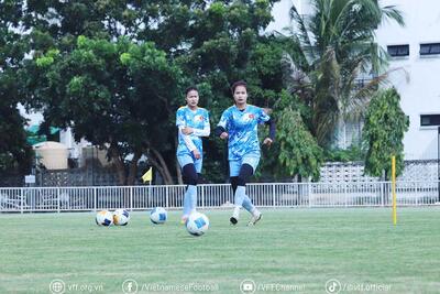 <a href="/giai-tri" title="Giải trí" rel="dofollow">Giải trí</a>