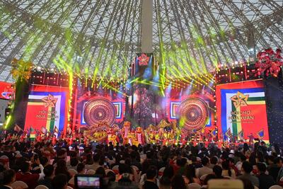 <a href="/doanh-nghiep" title="Doanh nghiệp" rel="dofollow">Doanh nghiệp</a>