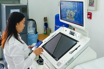 <a href="/kinh-te" title="Kinh tế" rel="dofollow">Kinh tế</a>