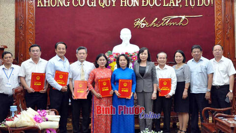 Bình Phước bổ nhiệm nhiều Giám đốc, Phó Giám đốc Sở
