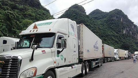 Vẫn còn tồn hơn 1.000 container tại các cửa khẩu