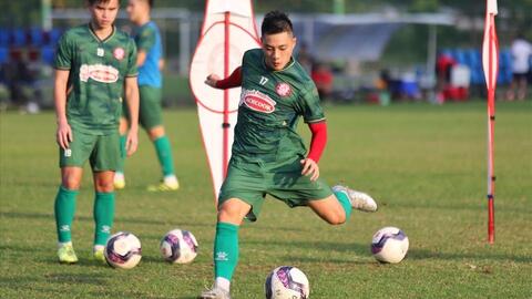 Huấn luyện viên Trần Minh Chiến dương tính COVID-19, tự cách ly 14 ngày