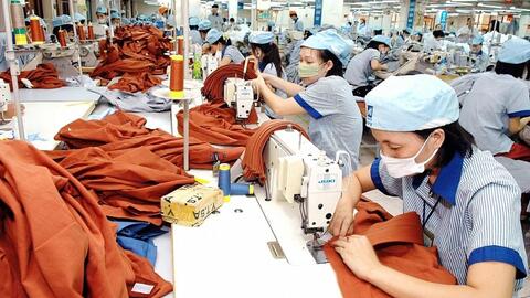 Nhóm giải pháp bảo đảm an sinh xã hội và hỗ trợ việc làm