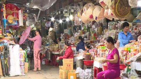 Cần giải thích từ ngữ để có thể phân biệt rõ ràng các loại chợ