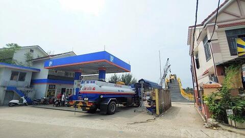 Quảng Nam: Doanh nghiệp xăng dầu bức xúc vì yêu cầu lạ của doanh nghiệp du lịch