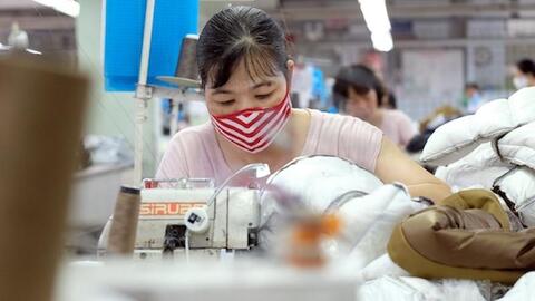 Lương tối thiểu vùng 2022: "Chốt" mức đề xuất tăng 6% từ 1/7/2022